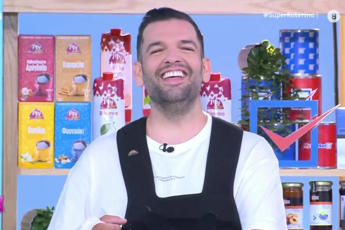 Πέτρος Συρίγος: Επέστρεψε στη Super Κατερίνα με γύψους στα χέρια – «Θέλω δίμηνο αποθεραπεία»