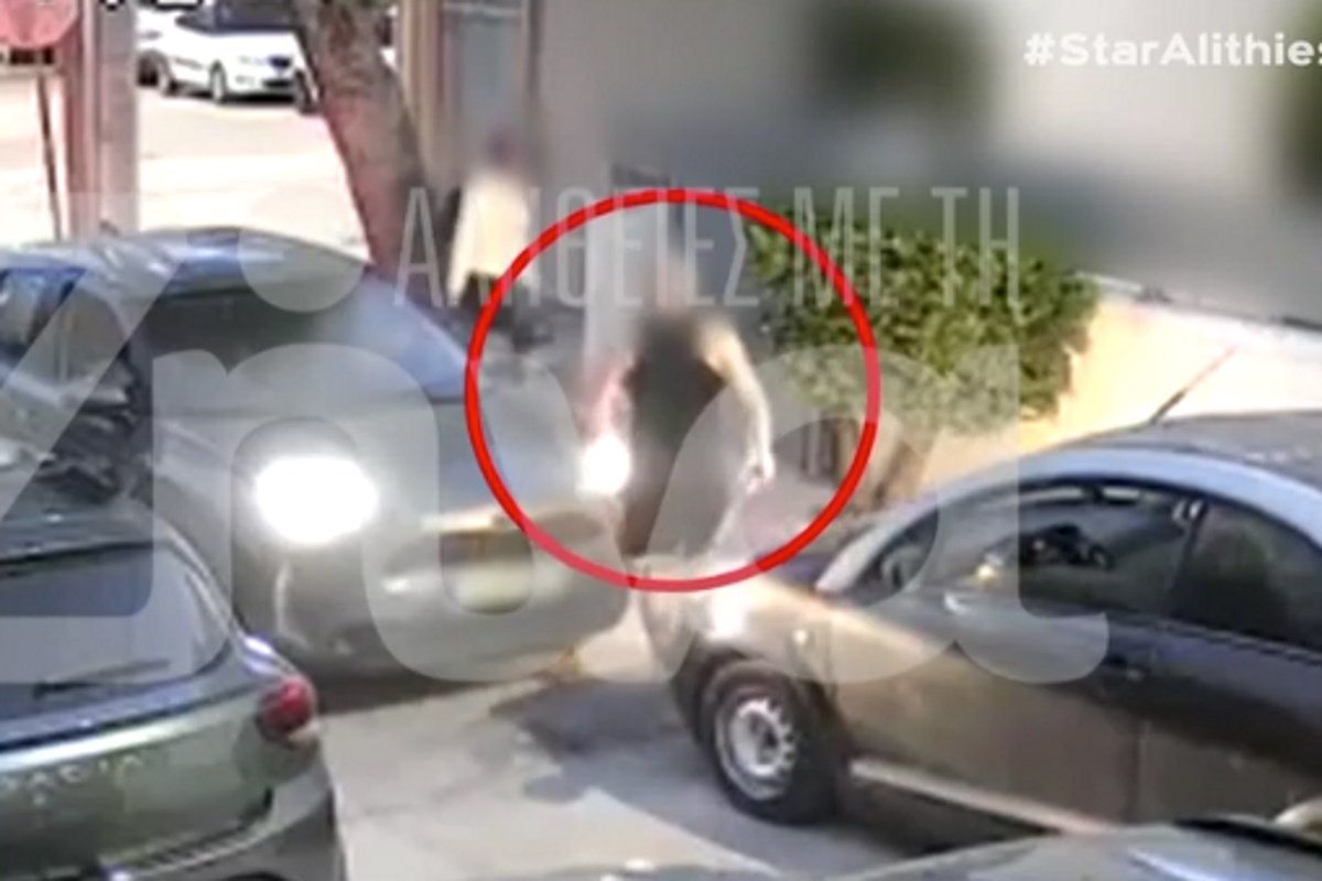 Βίντεο-σοκ από το Ίλιον: Οδηγός χτυπά γυναίκα μπροστά στο ανήλικο παιδί της