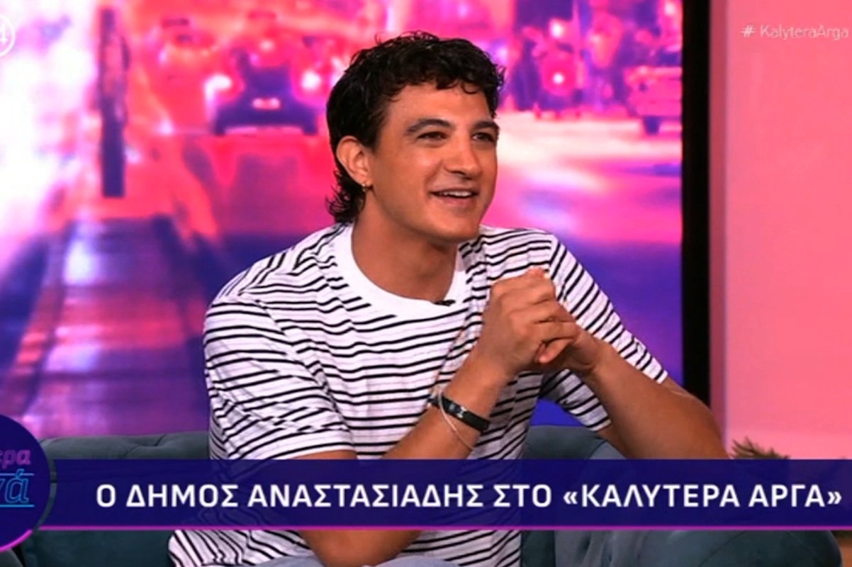 Δήμος Αναστασιάδης: «Είσαι μόνη σου τώρα!» – Η σπαρταριστή ιστορία με το πώς έμαθε την Τζένη Θεωνά να οδηγεί