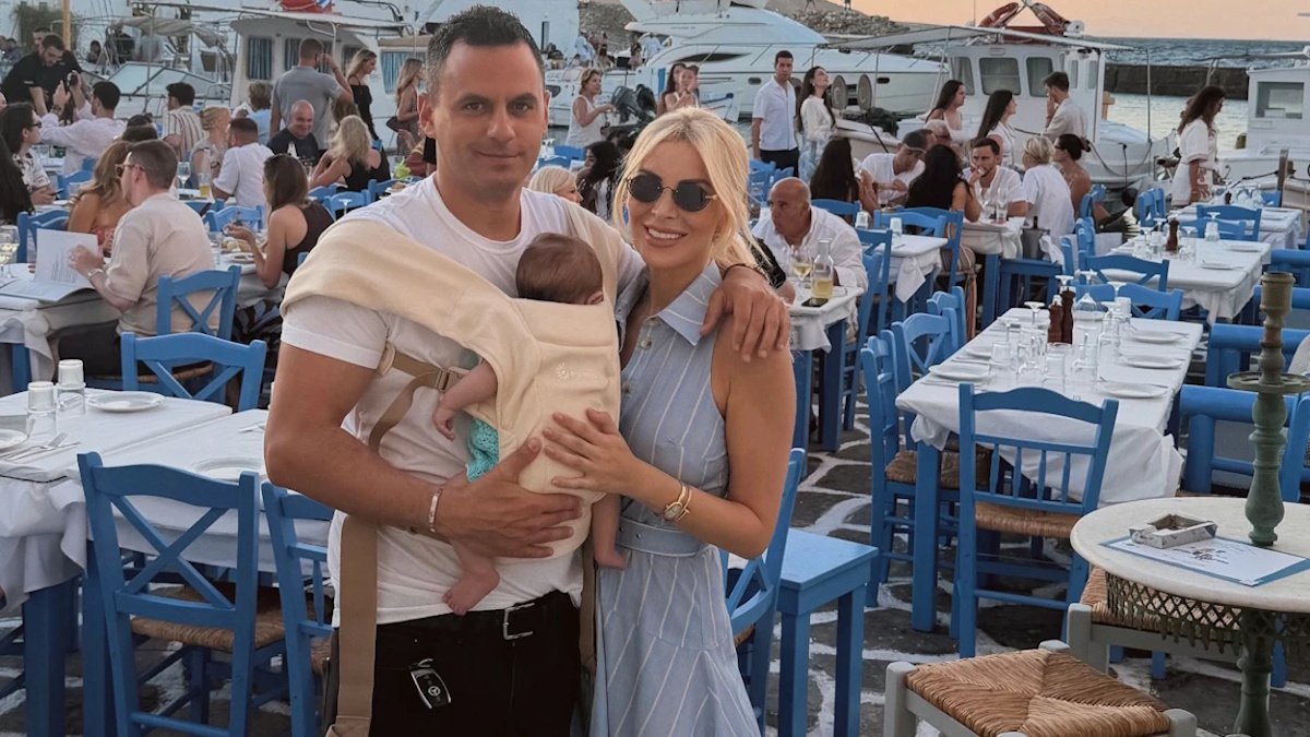 Κατερίνα Καινούργιου: Εκπλήρωσε το τάμα της στην Παναγία την Εκατονταπυλιανή ένα χρόνο μετά