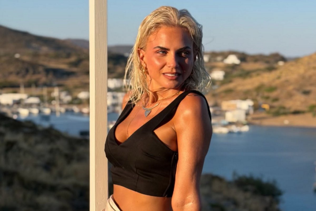 Χριστίνα Κοντοβά: Η συγκλονιστική εξομολόγηση για την υιοθεσία της κόρης της – «Δεν αισθανόμουν ότι την αγαπάω από την αρχή»