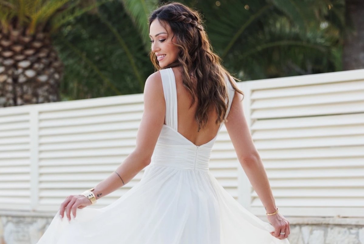 Δώρα Παντέλη: Εκιαμβωτική σο λαμπερό pre-wedding party λίγο πριν από τον γάμο της