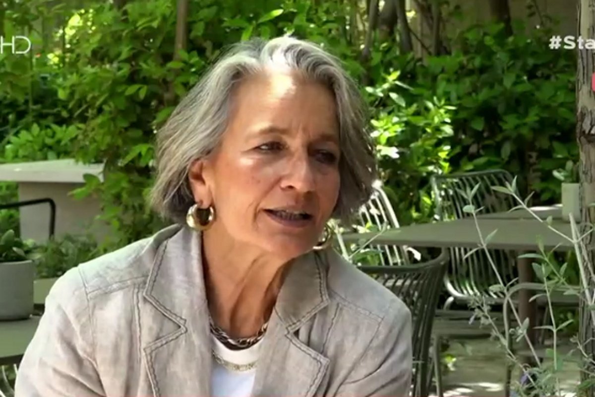 Λουκία Παπαδάκη: «Η απώλεια της μαμάς μου ήταν η ανταλλαγή μιας ζωής που έφυγε και μιας ζωής που ήρθε»