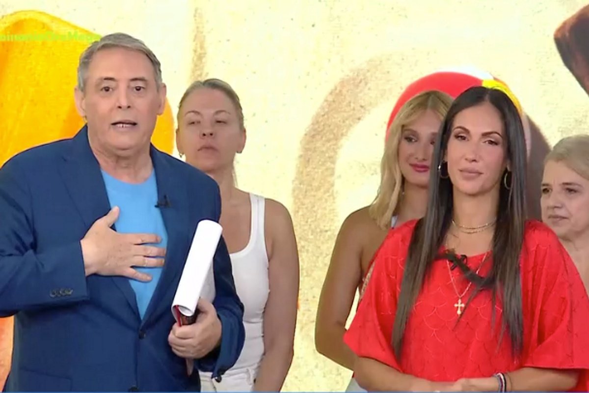 Ανθή Βούλγαρη – Ιορδάνης Χασαπόπουλος: Αποχαιρέτησαν για καλοκαίρι κι έβαλαν τέλος στις φήμες – «Μην ακούτε, ραντεβού στις…»
