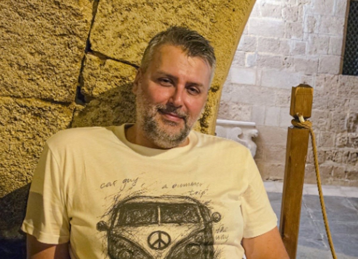 Γιάννης Καλλιάνος: Επιστρέφει στα δελτία καιρού του Mega – Η μεγάλη αλλαγή στην εμφάνισή του