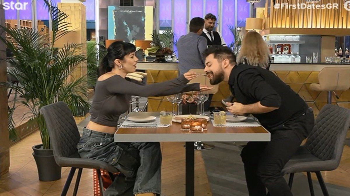 First Dates: Ξεκίνησε το «φαρμάκι» στο Χ – «Ο κοντός με τη γραβάτα» – «Αν αυτή είναι 19, εγώ αύριο έχω σχολείο!»