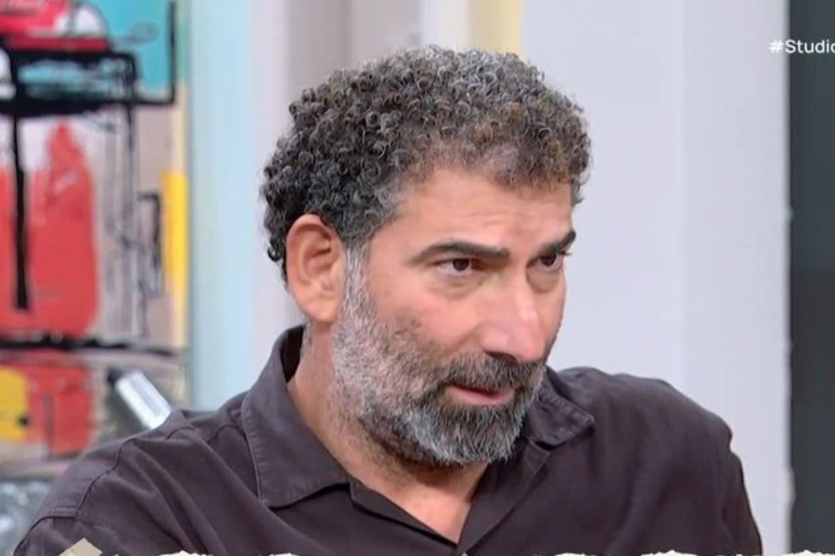 Γιάννης Οικονομίδης: Η εξομολόγηση για το «Σπιρτόκουτο» – «Κάθε εποχή που βάζω μπρος μια ταινία, κάτι με απασχολεί…»