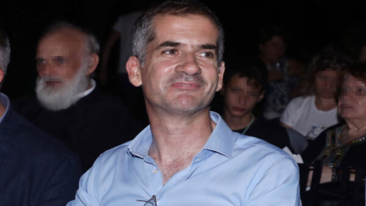 Κώστας Μπακογιάννης: Η συγκινητική ανάρτηση για τα 37 χρόνια από τη δολοφονία του πατέρα του – «Μου λείπεις. Λείπεις»