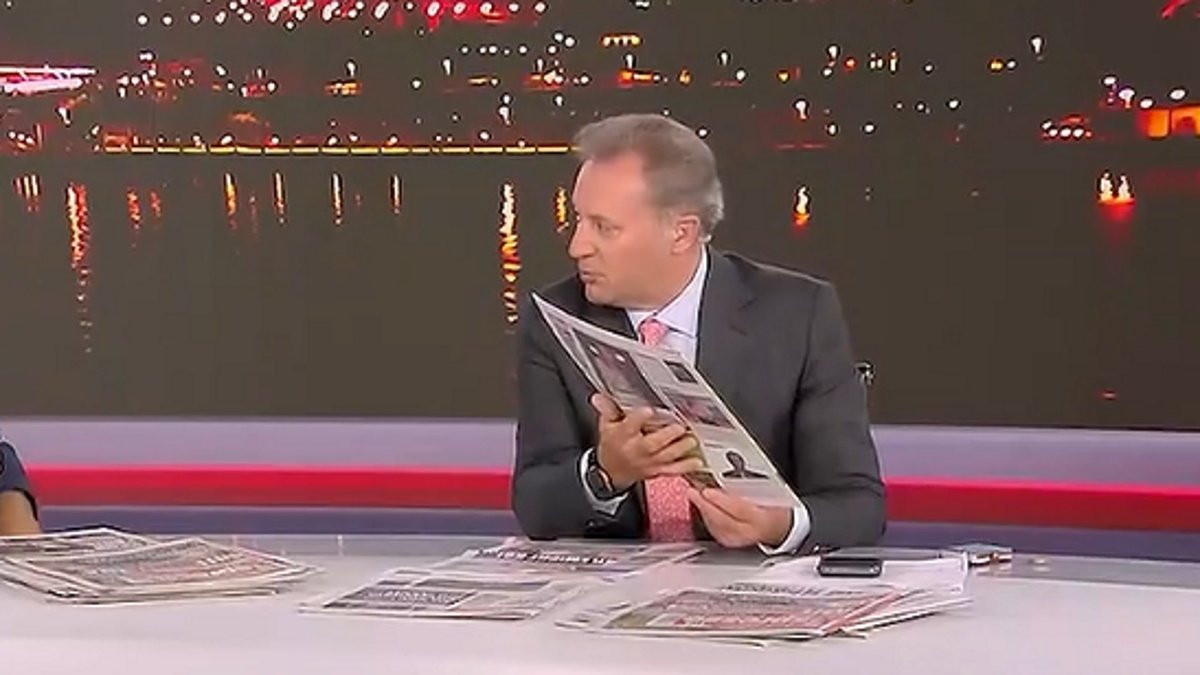Δημήτρης Οικονόμου: «Ο Καρβέλας γιατί δεν πήγε στη συναυλία της Άννας Βίσση;»