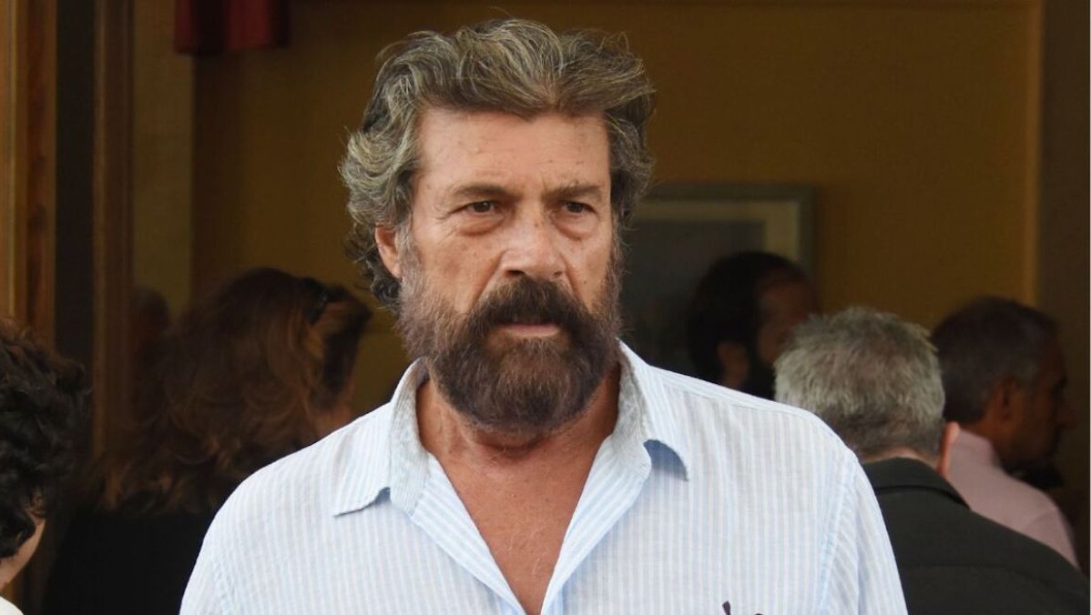 Νίκος Βερλέκης για Δυο μαύρα πουκάμισα: «Υπάρχουν μέχρι και βεντέτες» – Όσα αποκάλυψε για τη συνέχεια»
