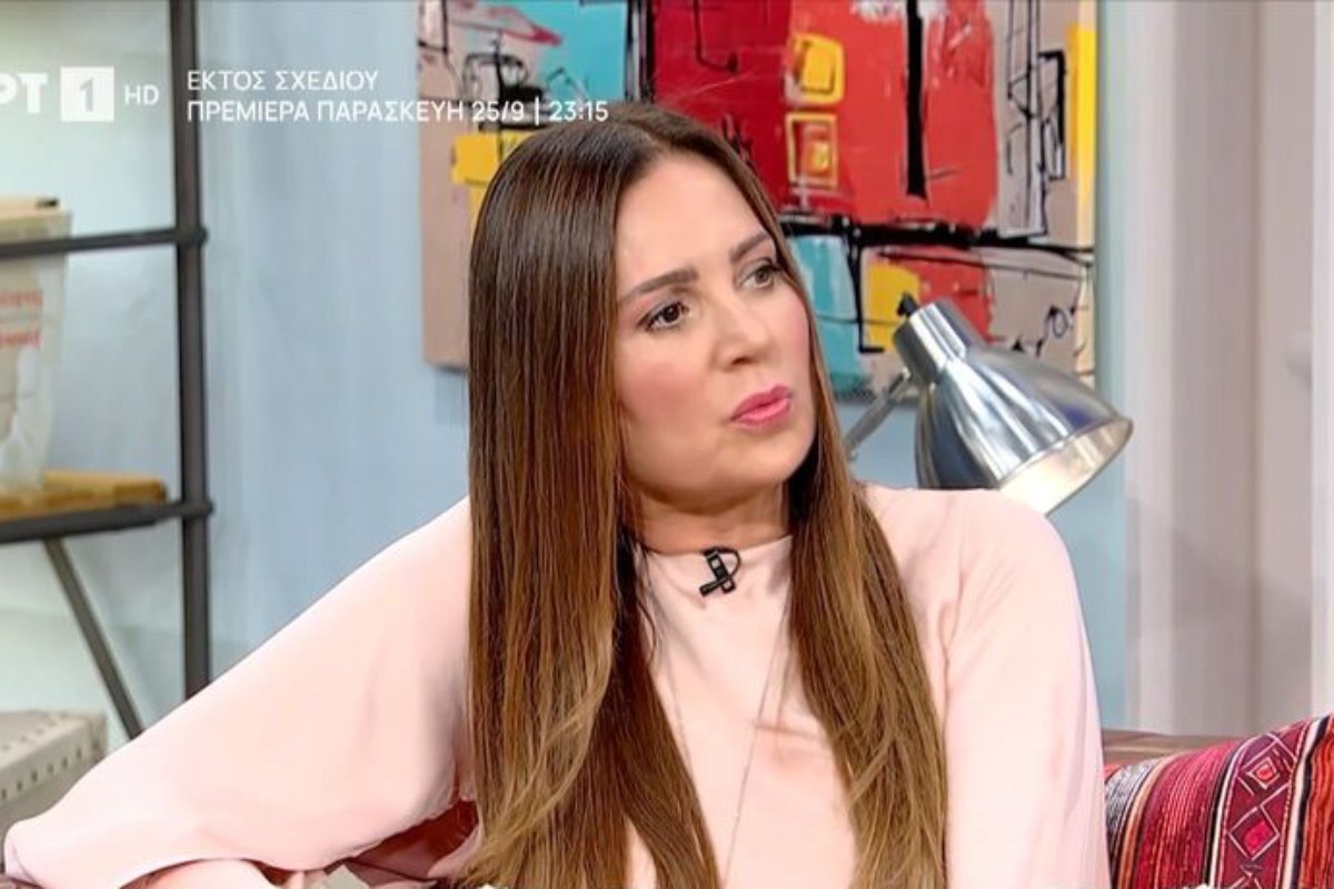 Βίκυ Φλέσσα: «Βλέπω διαρκώς υποτίτλους που ματώνουν τα μάτια μου» – Η πρόταση που έκανε στο «Στούντιο 4»