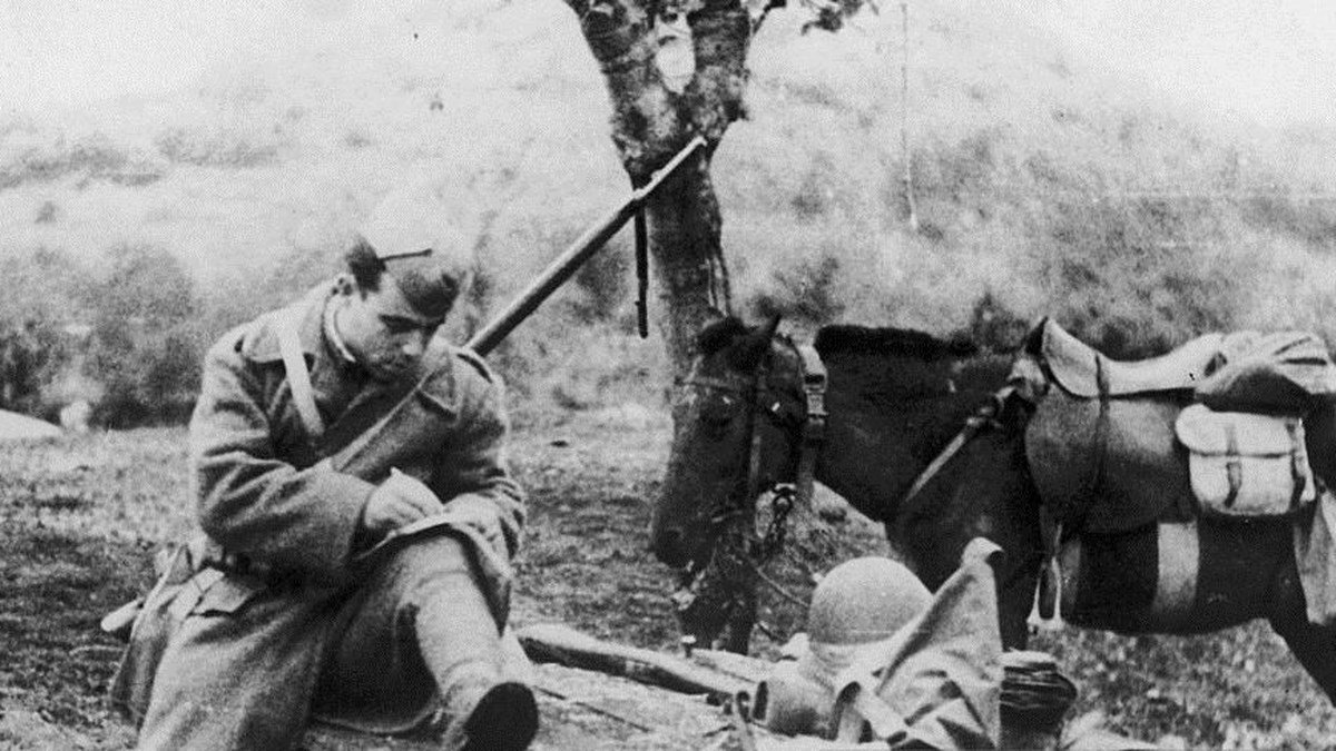 28η Οκτωβρίου: Τα γράμματα από το μέτωπο του ’40 – Λέξεις αγάπης μέσα στη φρίκη του πολέμου