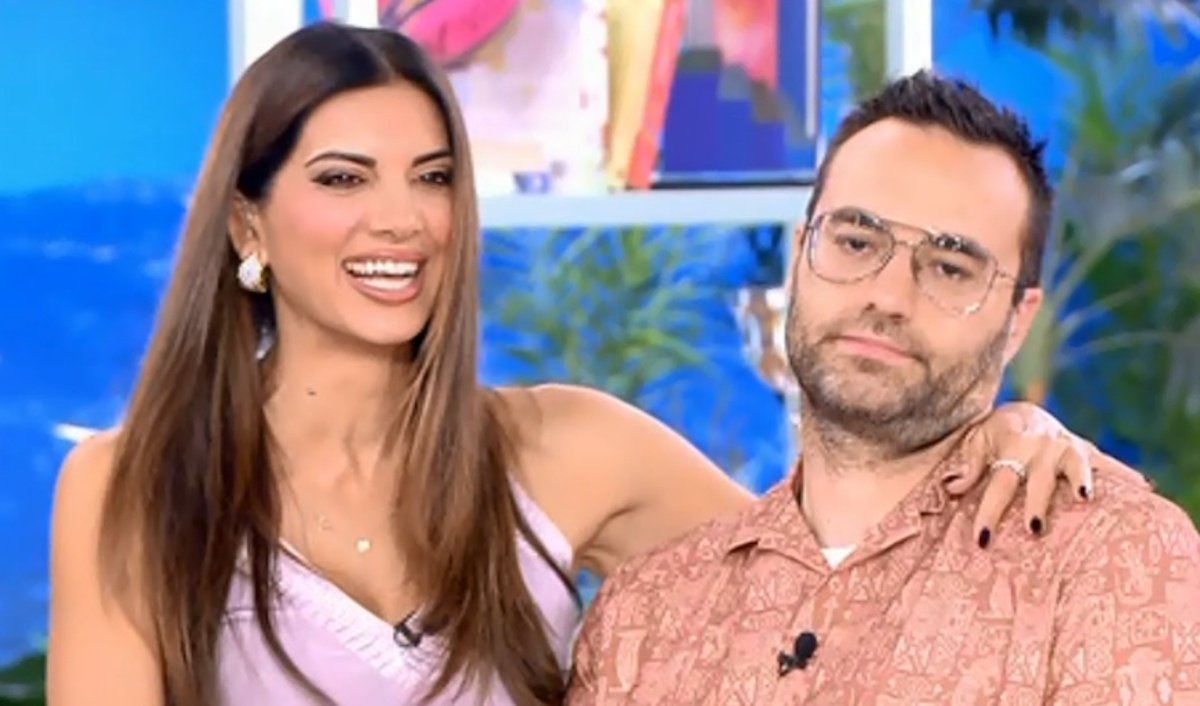 Άννα Βίσση: Θραύση έκαναν στο «Happy Day» οι παντόφλες της – Σάστισε η Τσιμτσιλή με την αποκάλυψη του Φραγκολιά: «Δεν σου το ‘χα»