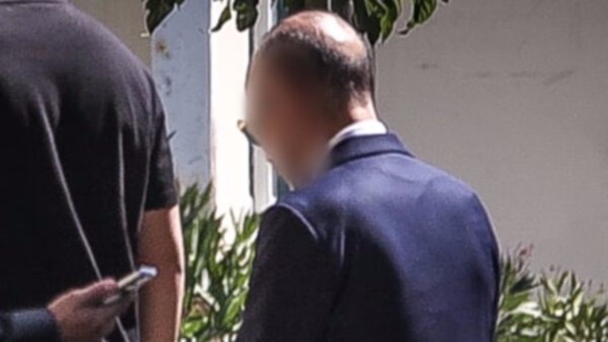 Υπόθεση Μαζωνάκη: Δύσκολες ώρες στη φυλακή για τον 58χρονο γιατρό της Καρνεάδου – Τον συνοδεύουν πέντε υπάλληλοι σε κάθε του βήμα