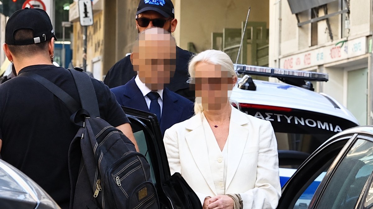 Υπόθεση Μαζωνάκη -Αποκαλυπτική μαρτυρία για την κόρη των γιατρών: «Παράτησε την Ιατρική μετά τον θάνατό του – Απίθανο να μη γνώριζε ο πατέρας για την πλασμαφαίρεση»