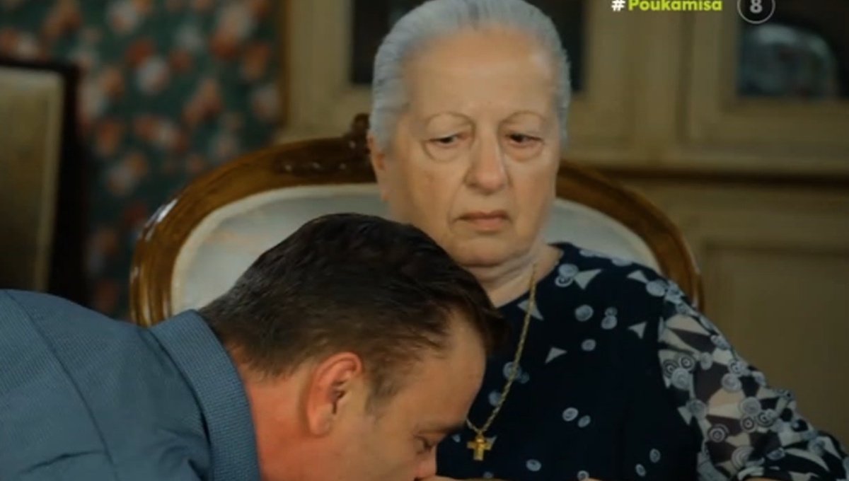 Δυο μαύρα πουκάμισα – Χ: «Βλέπω την κυρία Σοφία να ξεκάνει την Ελπίδα με τηγανόψωμα»