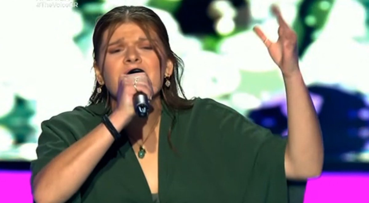 The Voice: Δίχασε το Χ με την ερμηνεία της – «Τι γύρισες ρε Πάολα; Για τα μπάζα είναι»